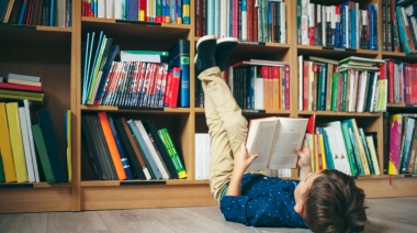 Más de la Mitad de los Niños Argentinos Tienen Menos de 20 Libros en Casa, según Argentinos por la Educación