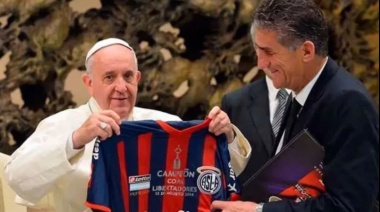 San Lorenzo despidió al Papa Francisco y lo homenajeará con una camiseta especial