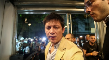 Grave Gesto De Intimidación De Santiago Caputo A Un Fotógrafo Antes De Un Debate