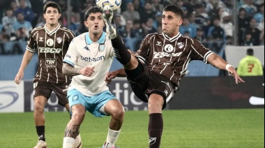 Racing perdió con Platense y quedó eliminado del Torneo Apertura
