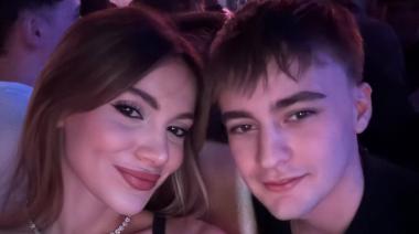 NOOO MOSKI: Diego Tarzia Y Sasha Ferro Vistos Juntos En Una Playa Brasileña