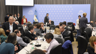 La oposición exige que Caputo explique el swap de US$ 20.000 millones