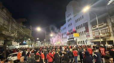 Fuerte protesta de hinchas de Independiente contra la Comisión Directiva por el sponsor