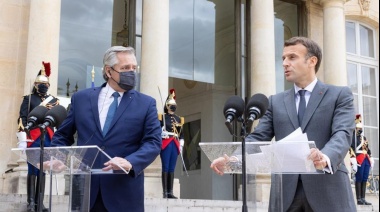Macron a Fernández: "Francia está de su lado" en la renegociación de la deuda: