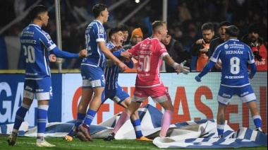 Histórica derrota de Boca Juniors en Mendoza: cayó 4-0 con Godoy Cruz y no levanta cabeza en la Liga Profesional