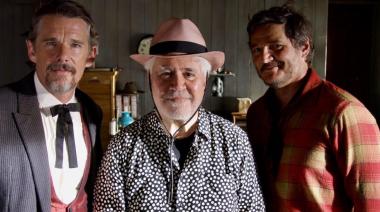 Ethan Hawke y Pedro Pascal protagonizan "Extraña forma de vida", cortometraje de Almodóvar