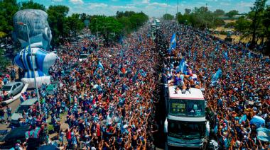 "Muchachos, la película de la gente" superó el millón de espectadores en un mes