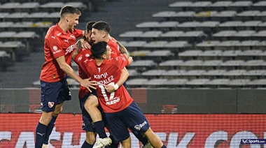 Independiente avanza a cuartos de la Copa Argentina tras golear 3-0 a Godoy Cruz