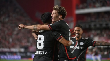 River vence a Estudiantes y se acerca a la Copa Libertadores 2024 