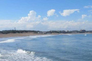 Clima en Necochea y Quequén: jueves agradable con posibilidad de tormentas matinales y viento fuerte