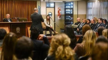 Policía acusado de asesinato será juzgado por Jurado popular