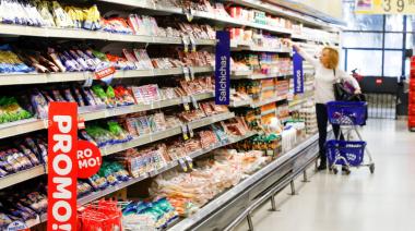 El 66% de los argentinos destina la mayor parte del salario a compras en el supermercado