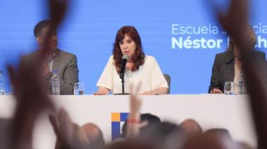 Cristina Kirchner fue sobreseída en la causa por la “Ruta del dinero K”