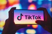 TikTok invierte 1.000 millones de dólares en mejorar su algoritmo antes de que las medidas de EE.UU. entren en vigor