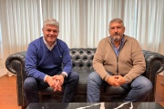 Mauro Velázquez continúa en reuniones con funcionarios