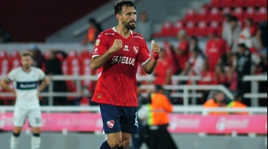 Independiente venció a Gimnasia y se mantiene en zona de Copa Sudamericana