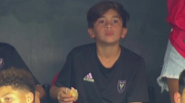 Thiago Messi presenció el partido entre Newell's e Independiente en Rosario