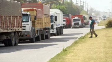 Comienzan las obras de bacheo en la Avenida Almirante Brown en Puerto Quequén
