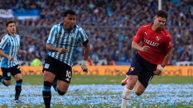 Racing No Pudo con un Independiente con Nueve Jugadores y Empató 0-0 en el Clásico de Avellaneda