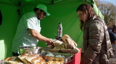 "El Mercado" Vuelve A La Plaza Dardo Rocha Con Productos Frescos Y Precios Accesibles