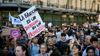 Universidades de todo el país en protesta por el veto presidencial