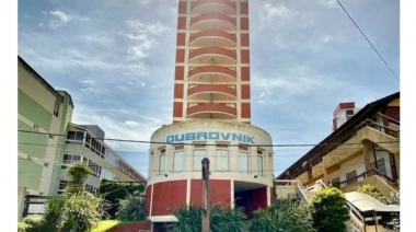 Derrumbe en Villa Gesell: buscan a siete personas bajo los escombros de un edificio de 10 pisos