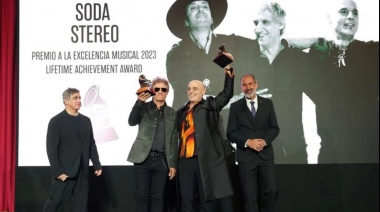 Soda Stereo y Gustavo Santaolalla, premiados en una gala especial