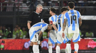 Argentina Perdió y Messi muy enojado por el Arbitraje de Anderson Daronco