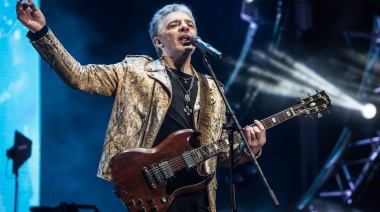 Juanse celebra los 40 años de los Ratones Paranoicos en el Luna Park