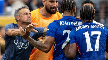 Luis Enrique Agrede a un Jugador del Chelsea Tras la Derrota del PSG