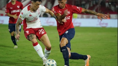 Independiente Y Huracán Se Miden Por El Primer Pase A La Final Del Torneo Apertura