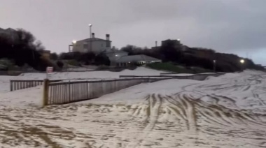 Nevó En La Playa De Necochea Y El Frío Polar Persistirá
