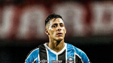 Cristian Pavón Detenido Tras La Eliminación De Gremio Por Intento De Agresión A Un Árbitro