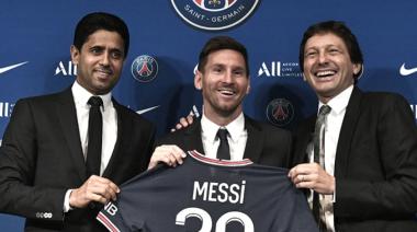 El director deportivo del PSG cuestionó las convocatorias de Messi y Paredes
