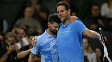 Juan Martín del Potro se despide del tenis en una emotiva exhibición ante Novak Djokovic