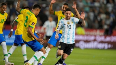 Argentina se metió en Qatar 2022 tras igualar con Brasil y gracias a la derrota de Chile