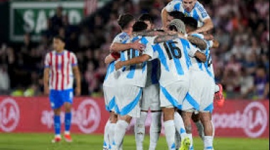 Argentina busca cerrar el año con un triunfo frente a Perú