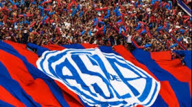 Con la Sombra del Escándalo, San Lorenzo Recibe al Líder Rosario Central