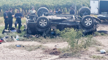 Tragedia en la Ruta 7: una familia volcó al regresar de Necochea y murieron el padre y dos adolescentes