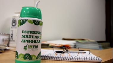 El mate en las escuelas como herramienta de unión social y hábito saludable
