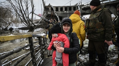 Rusia abre hoy cinco corredores humanitarios en Ucrania
