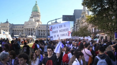 Estudiantes en pie de lucha: Rechazo al veto de Milei a la Ley de Financiamiento Universitario