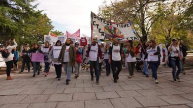 En la previa al fin de semana largo, convocan a un paro docente