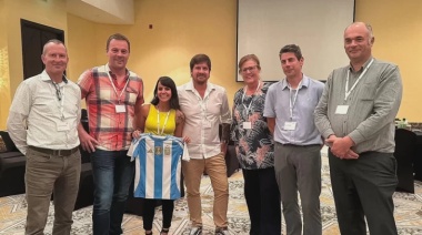 Representante del Puerto Quequén gana el Workshop en el Seminario Internacional de Dragado en Abu Dhabi