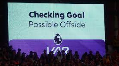 Insólito error del VAR en la Premier League