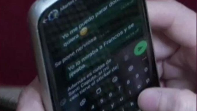 Chat entre Lilia Lemoine y Martin Menem.