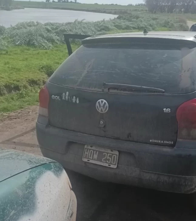 Encontraron cocaína en un auto en Quequpen.