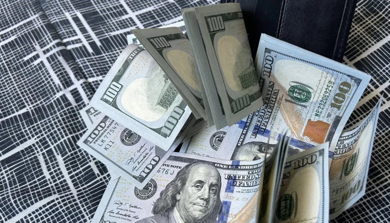 Sube la cotización del dólar: supera los $1.500 en el Banco Nación