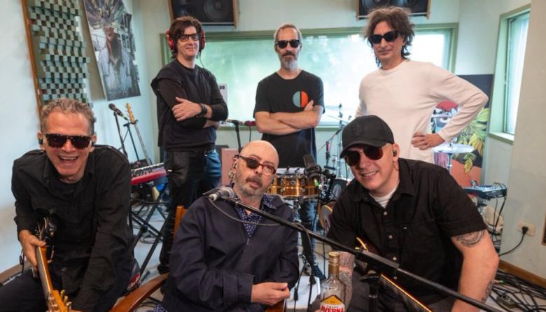 El Indio Solari vuelve al estudio con Los Fundamentalistas del Aire Acondicionado