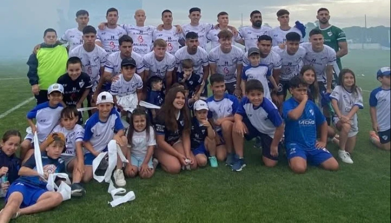 Independiente de San Cayetano Campeón de la Liga Necochea